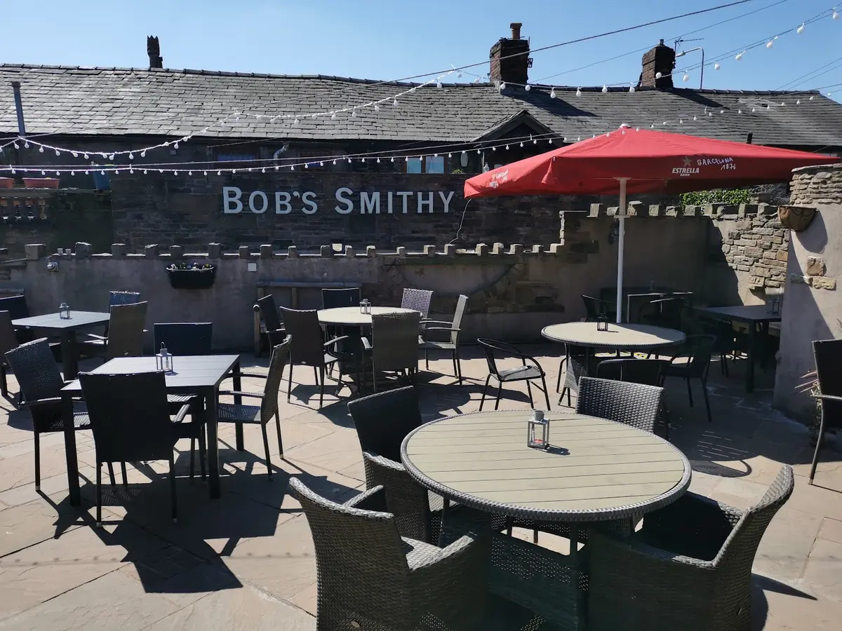 Bob's Smithy Inn — Bars in Bolton