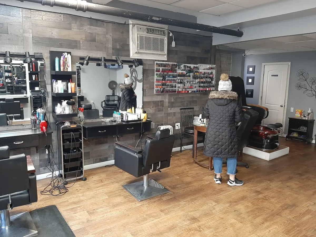 Shiva Beauty Salon — Beauty Salons in Chicago