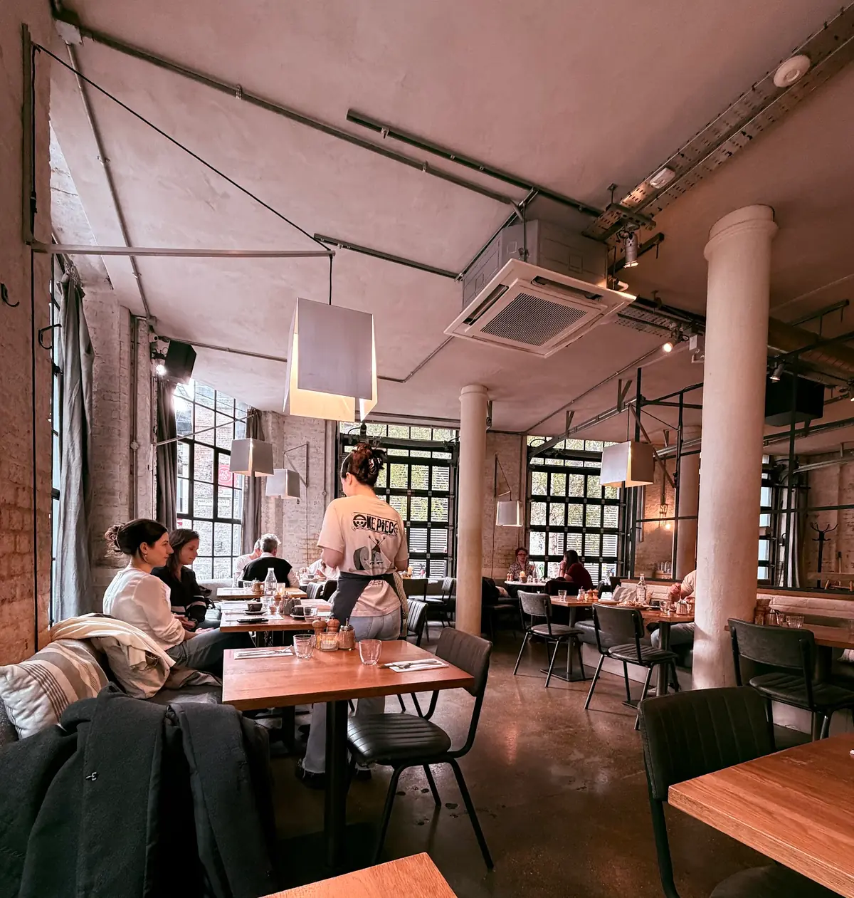 Caravan London Bridge — Restaurants in London