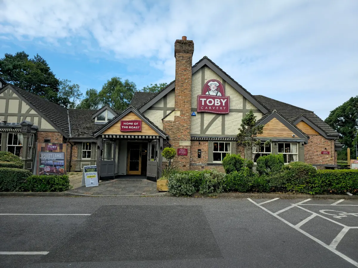 Toby Carvery Cooper Dean photo (photo 3 of 3)