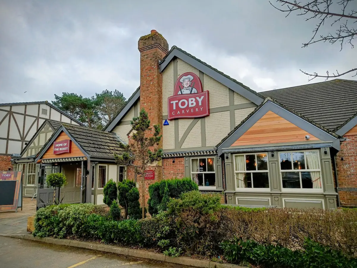 Toby Carvery Cooper Dean photo (photo 1 of 3)