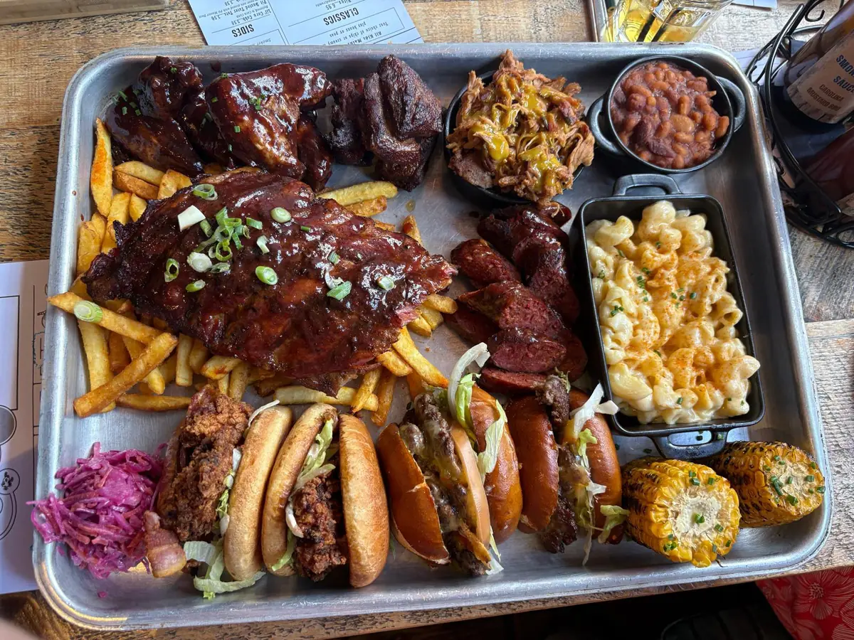 Blue's Smokehouse — American restaurants in Bracknell