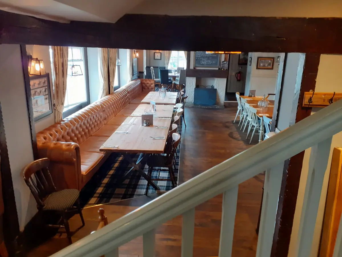 Three Horseshoes Exeter (Formerly The Stables) photo (photo 2 of 3)