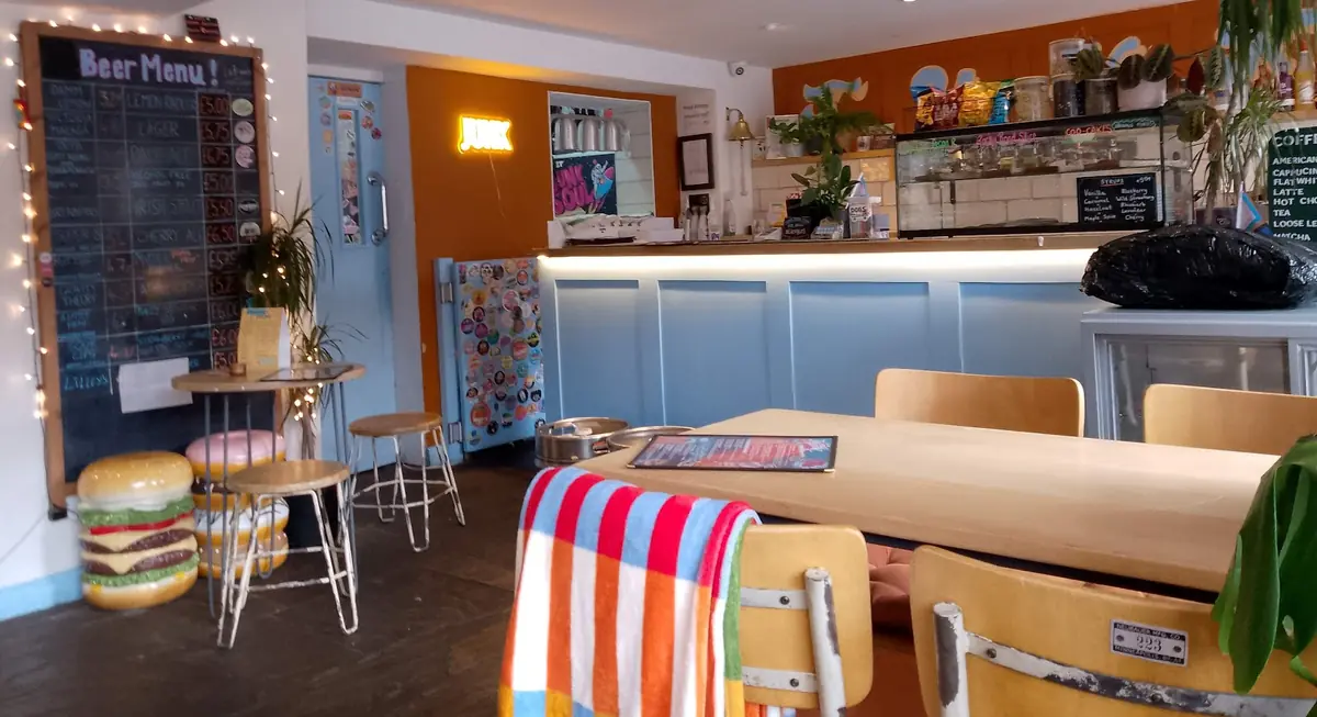 Junk Soul Smothered Bar & Kitchen — Bar & grills in Beverley