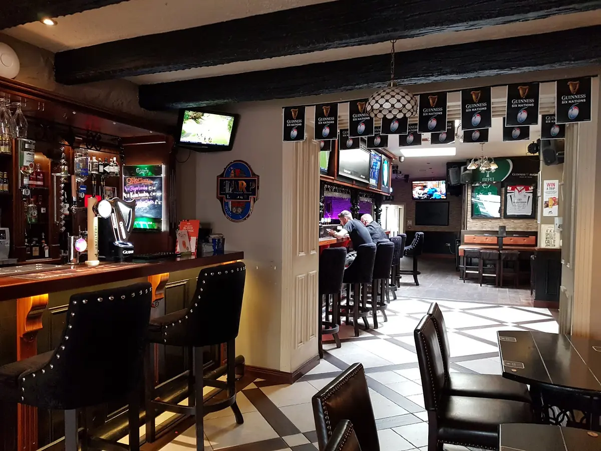 Devenish Bar