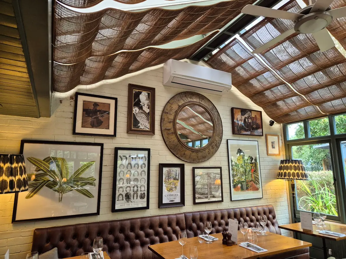 The Three Horseshoes photo (photo 2 of 3)