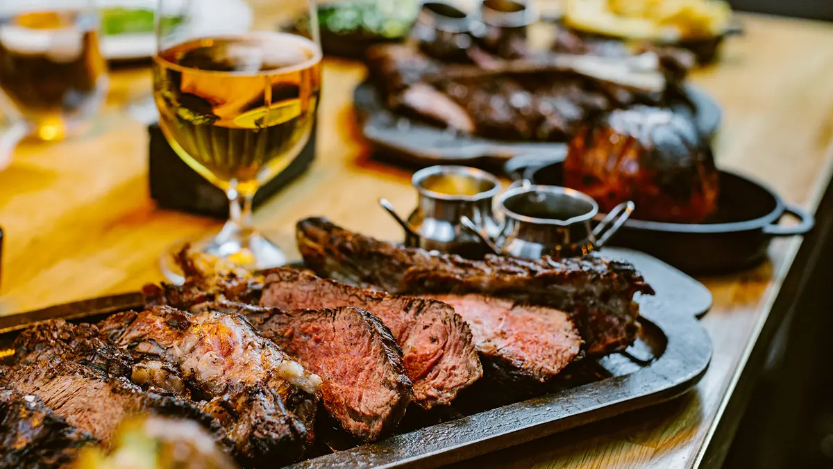 Vovem Meat & Liquor photo (photo 3 of 3)