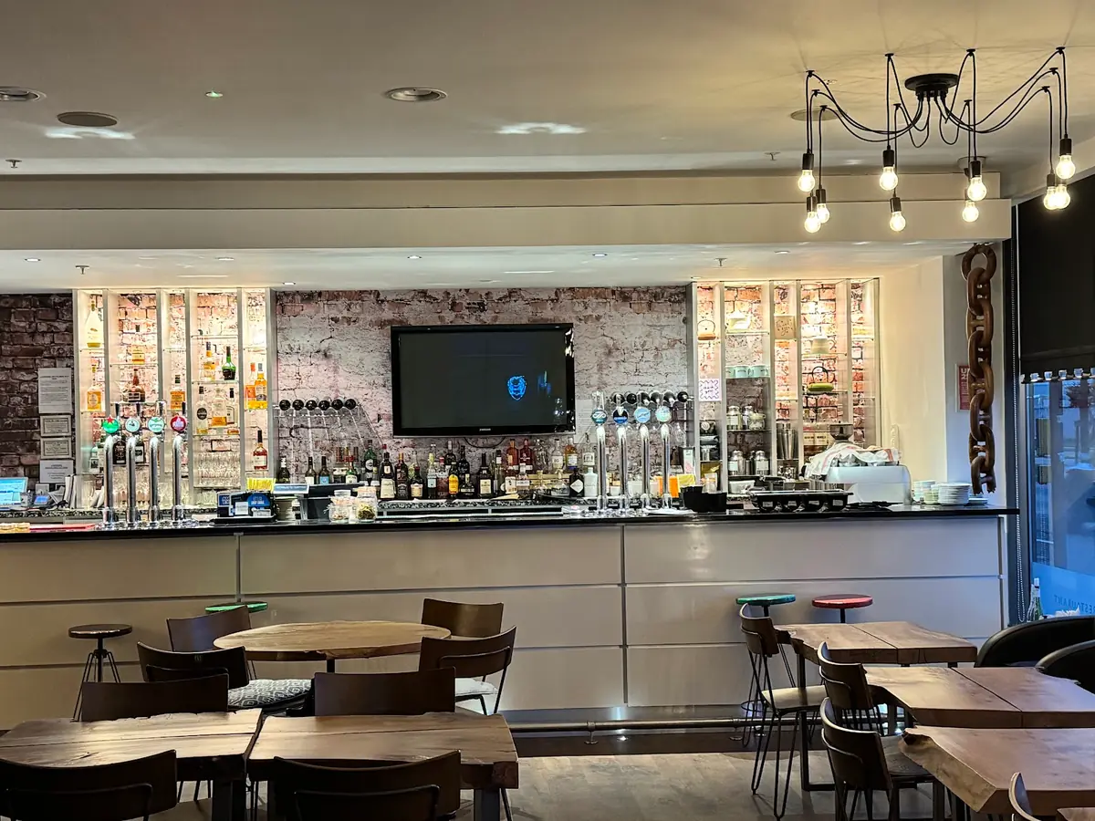 210 Bistro photo (photo 2 of 3)