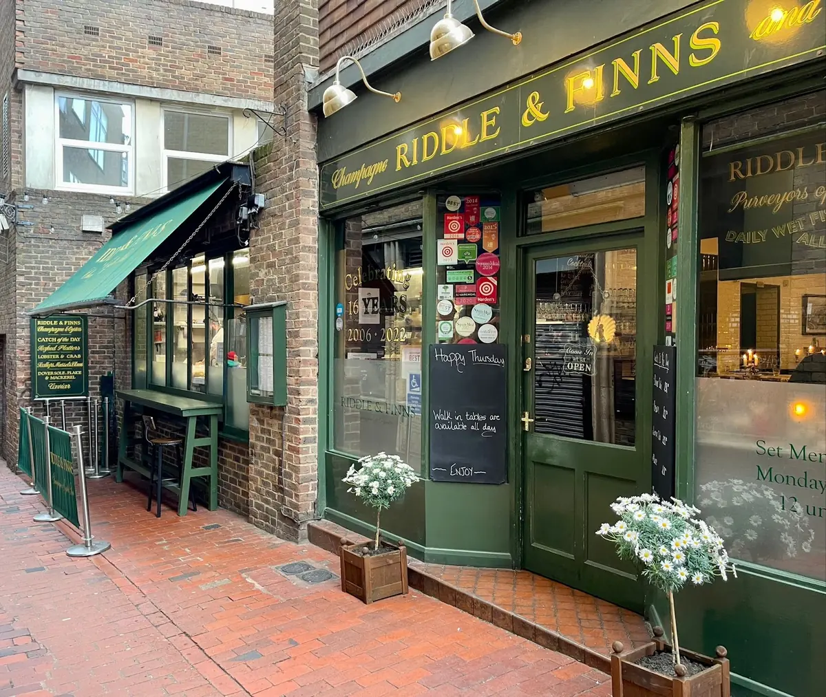 Riddle & Finns The Lanes — Seafood restaurants in Brighton