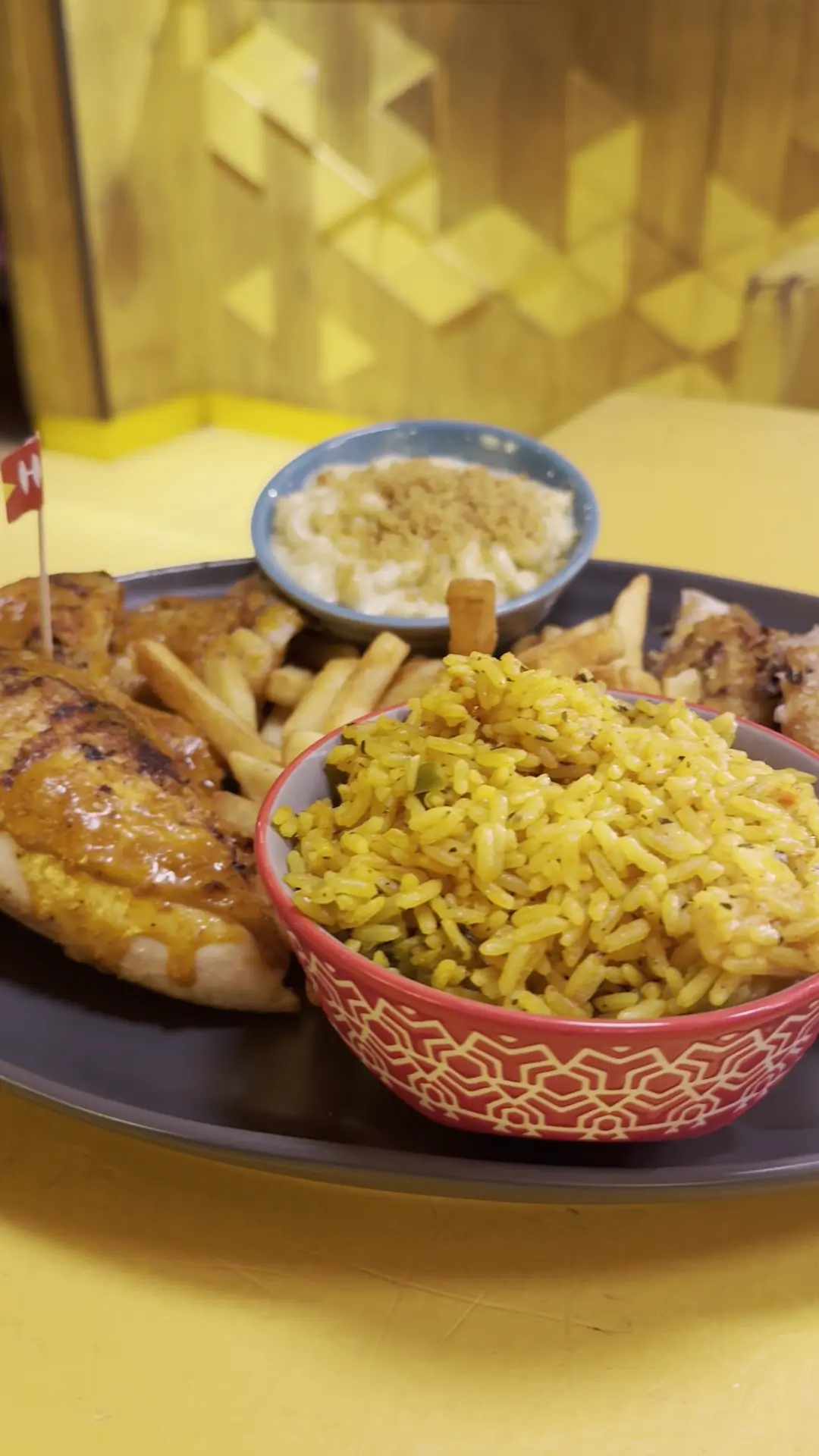 Nando's Oxford - Cowley Road photo (photo 2 of 3)