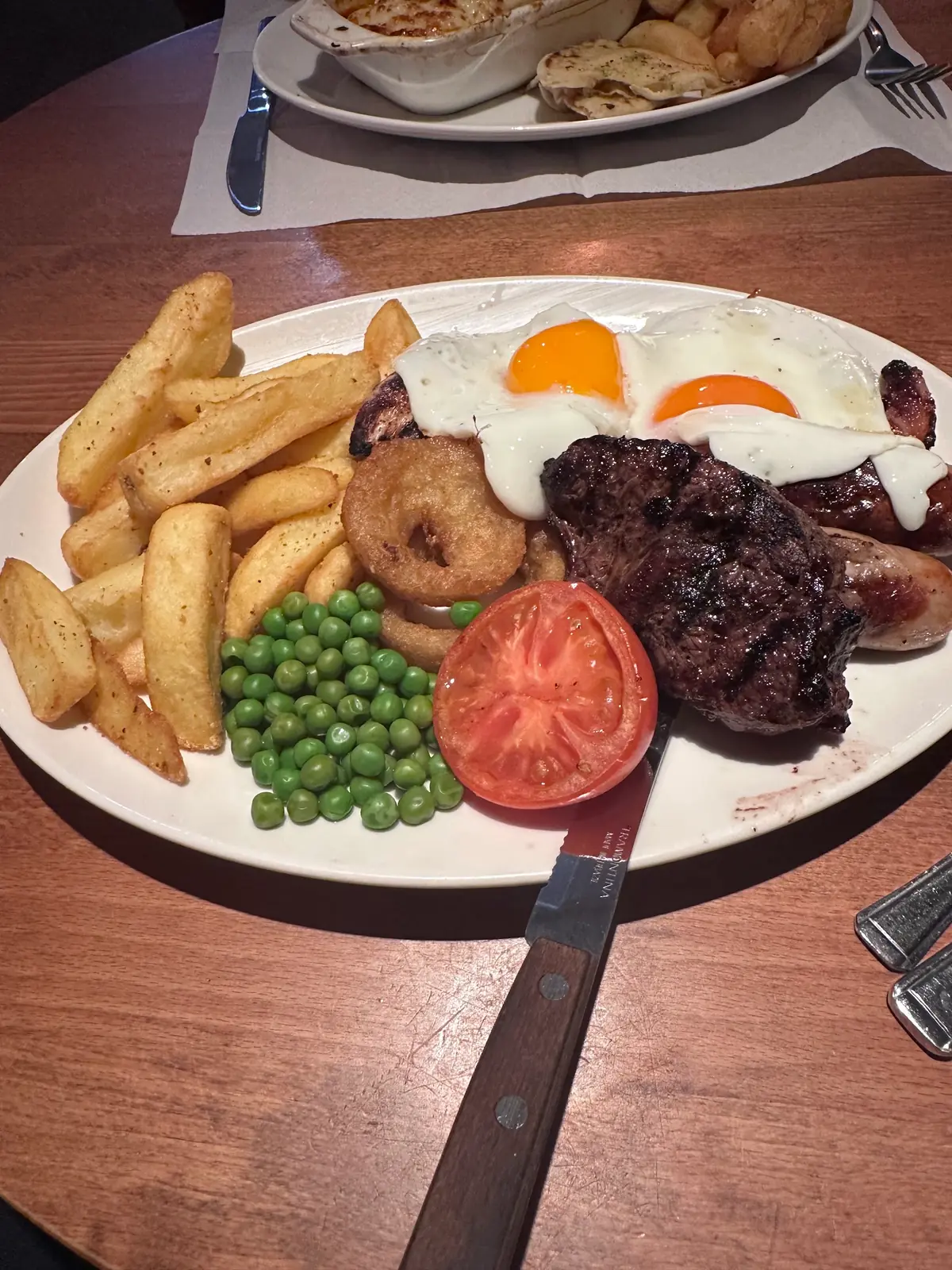 Balmoral Beefeater photo (photo 1 of 3)