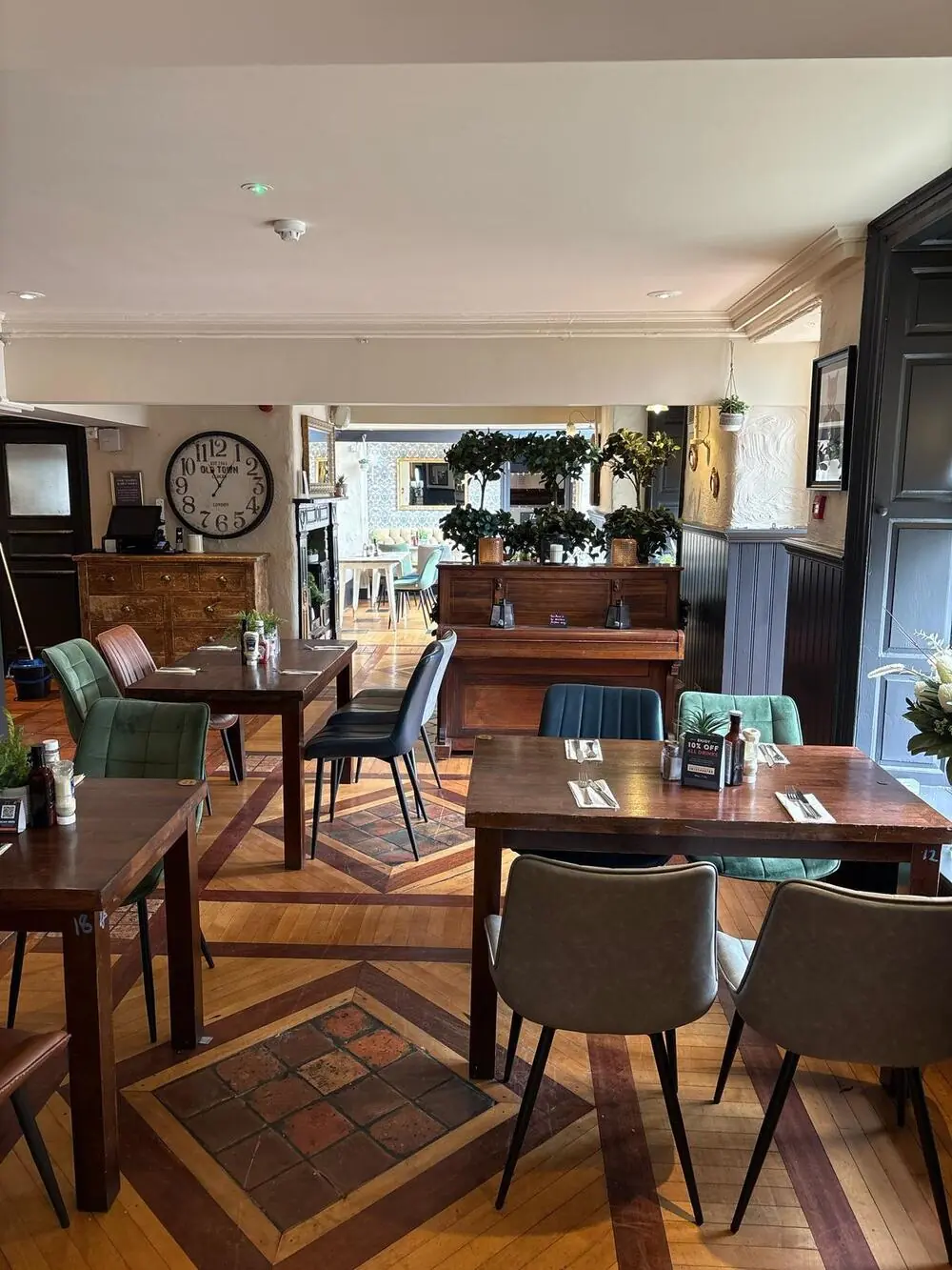 Slyne Lodge — Restaurants in Lancaster