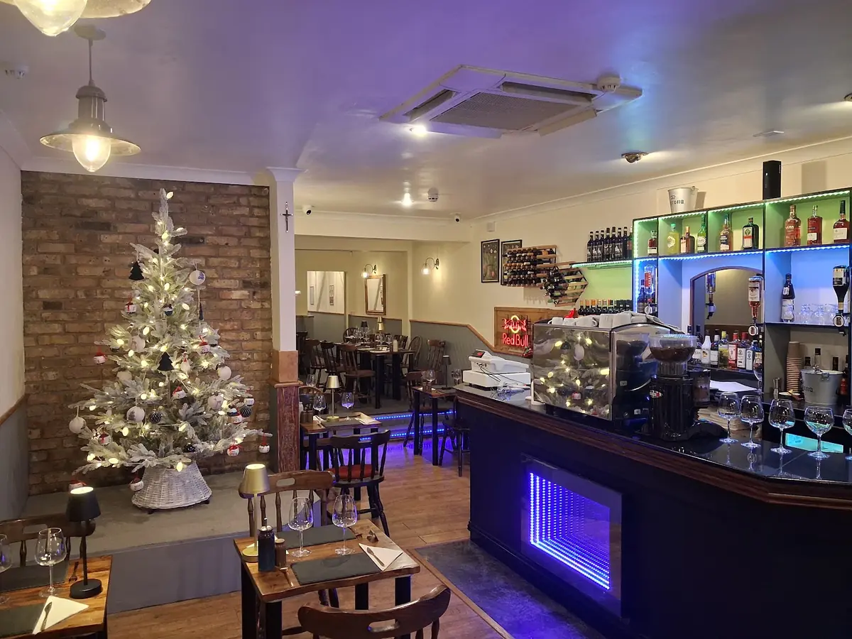 Ricci's Taverna — Italian restaurants in Southend On Sea