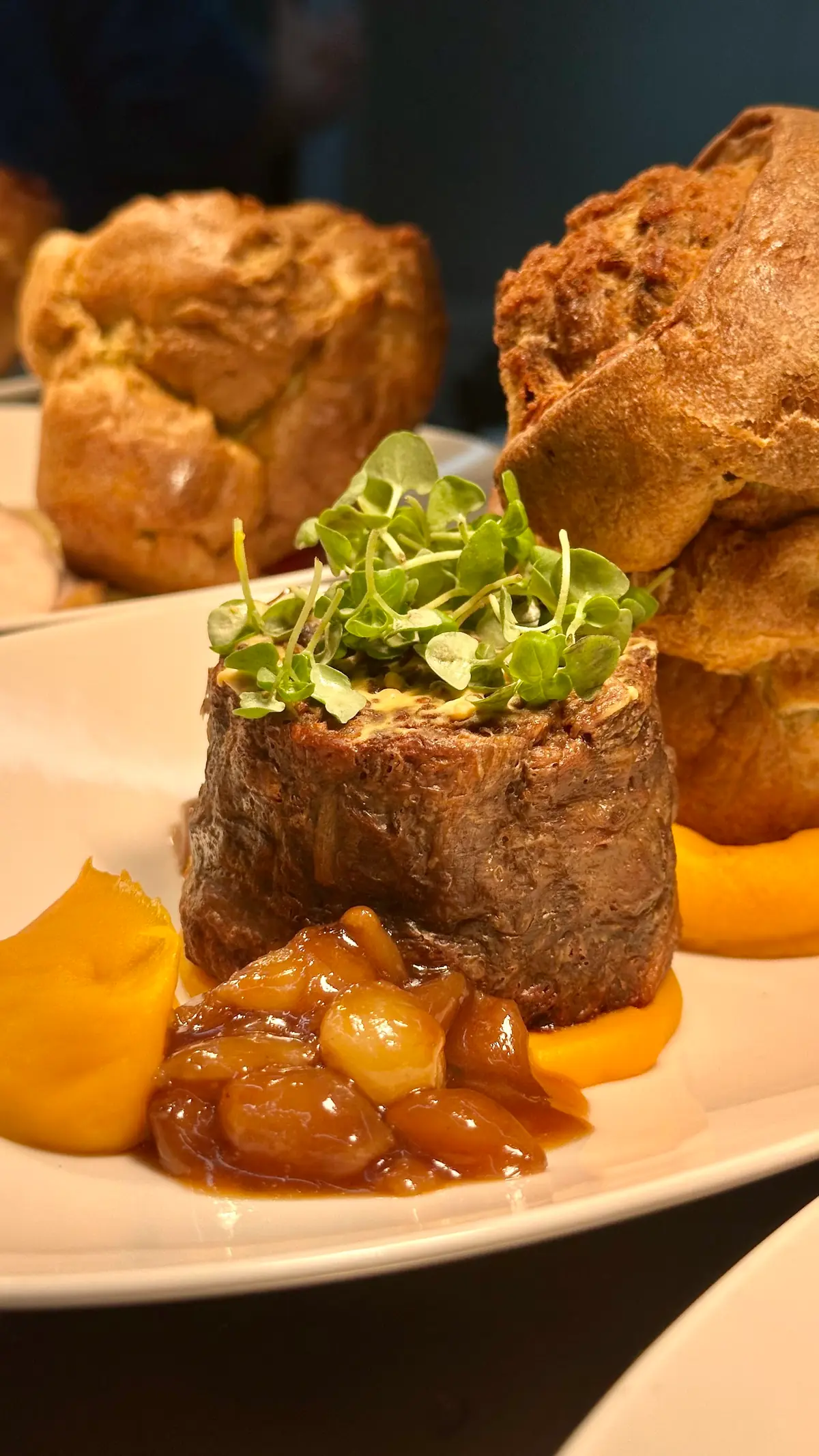 LEE LEE restaurant & cocktail bar — Restaurants in Windsor