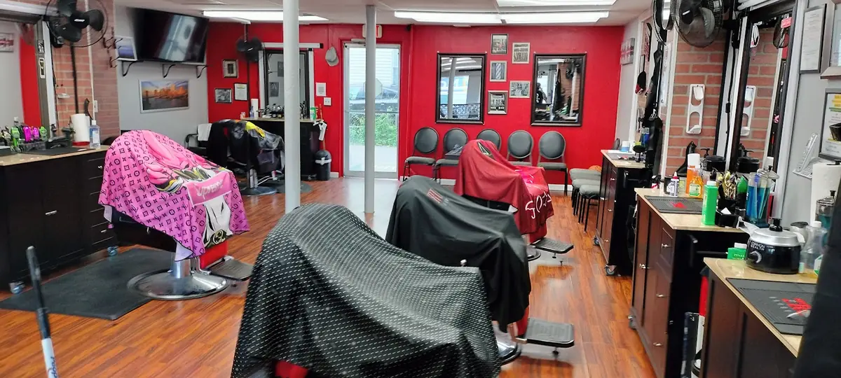 Showcase Barbershop photo (photo 3 of 3)