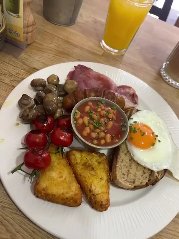 Astro Cafe & Brunch photo (photo 3 of 3)