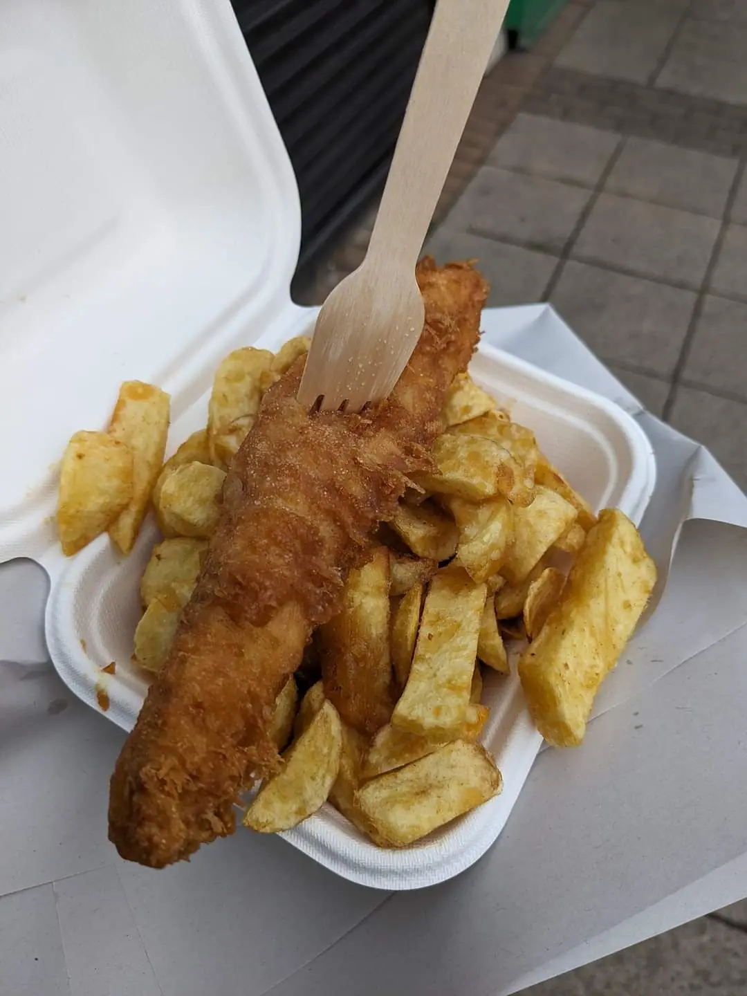 Lakis Fish Bar photo (photo 2 of 3)