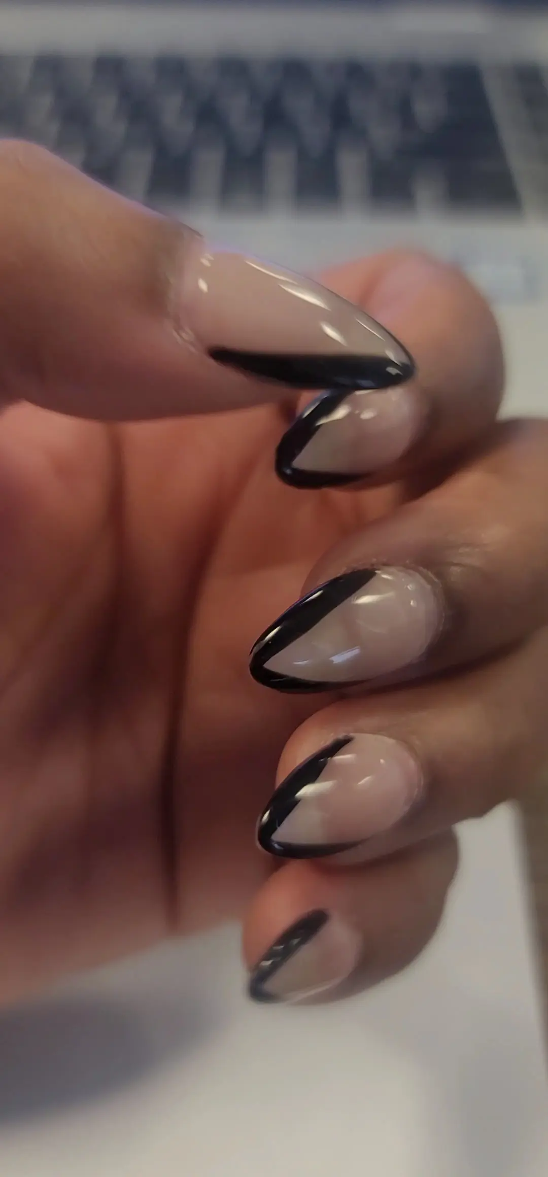 Exquisite Nails photo (photo 2 of 3)