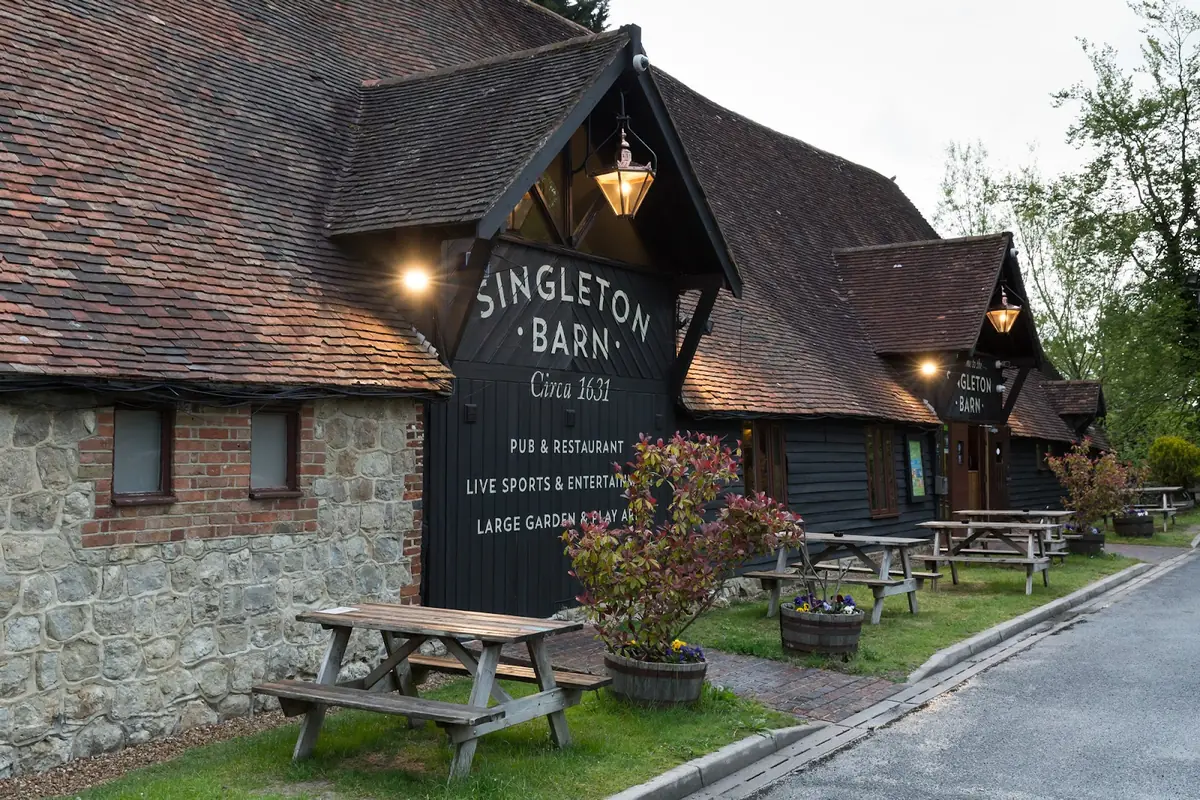 Singleton Barn photo (photo 2 of 3)