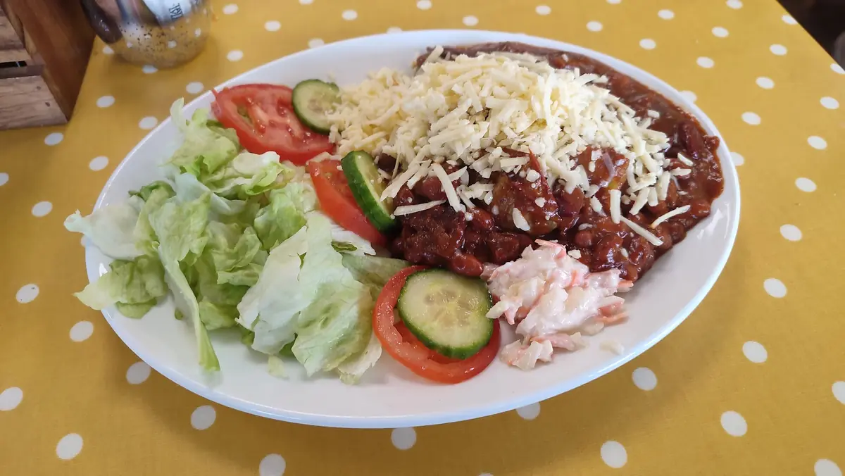 Deb's Cafe & Takeaway photo (photo 2 of 3)