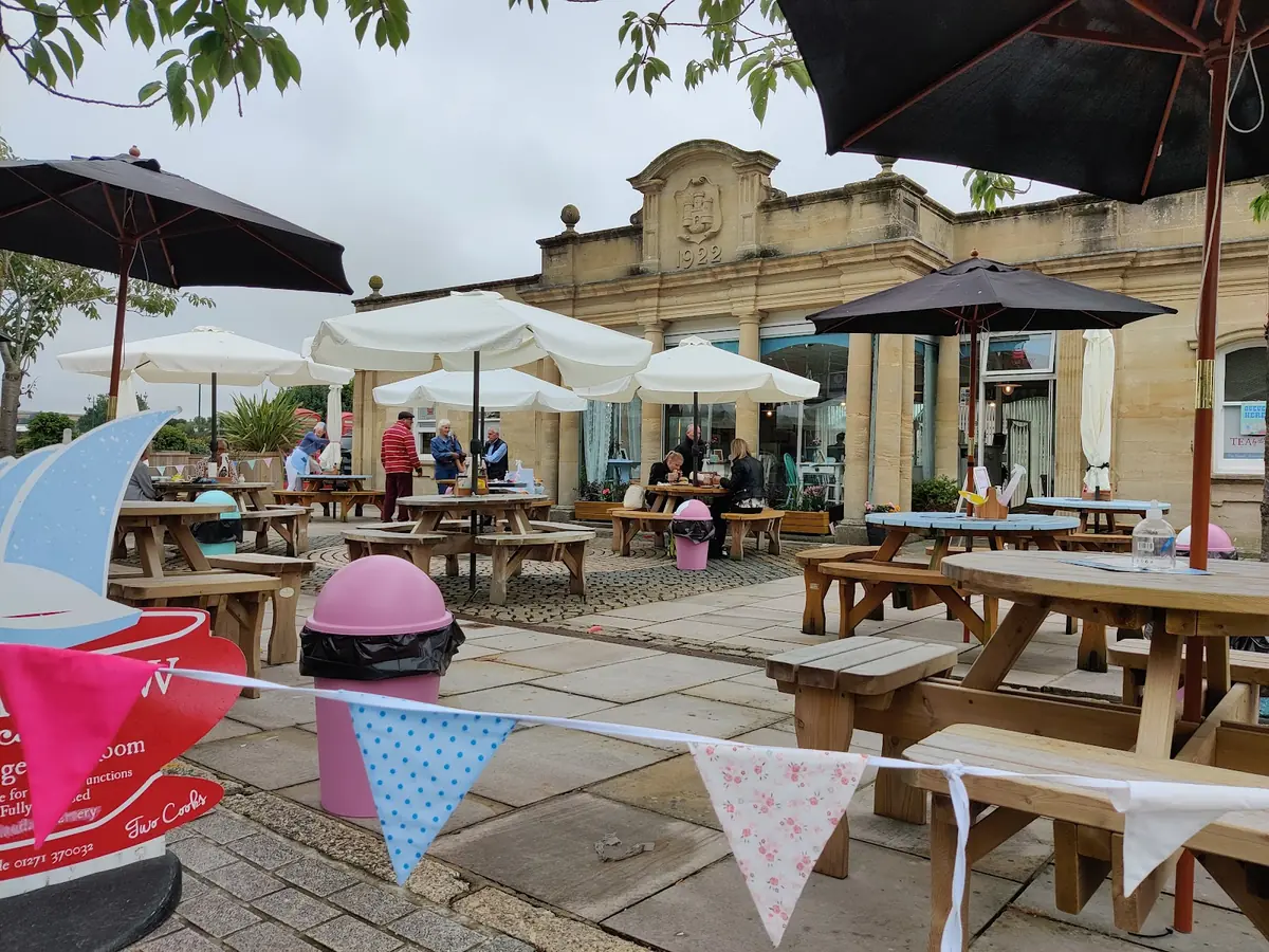 Inside Tea By The Taw, Barnstaple