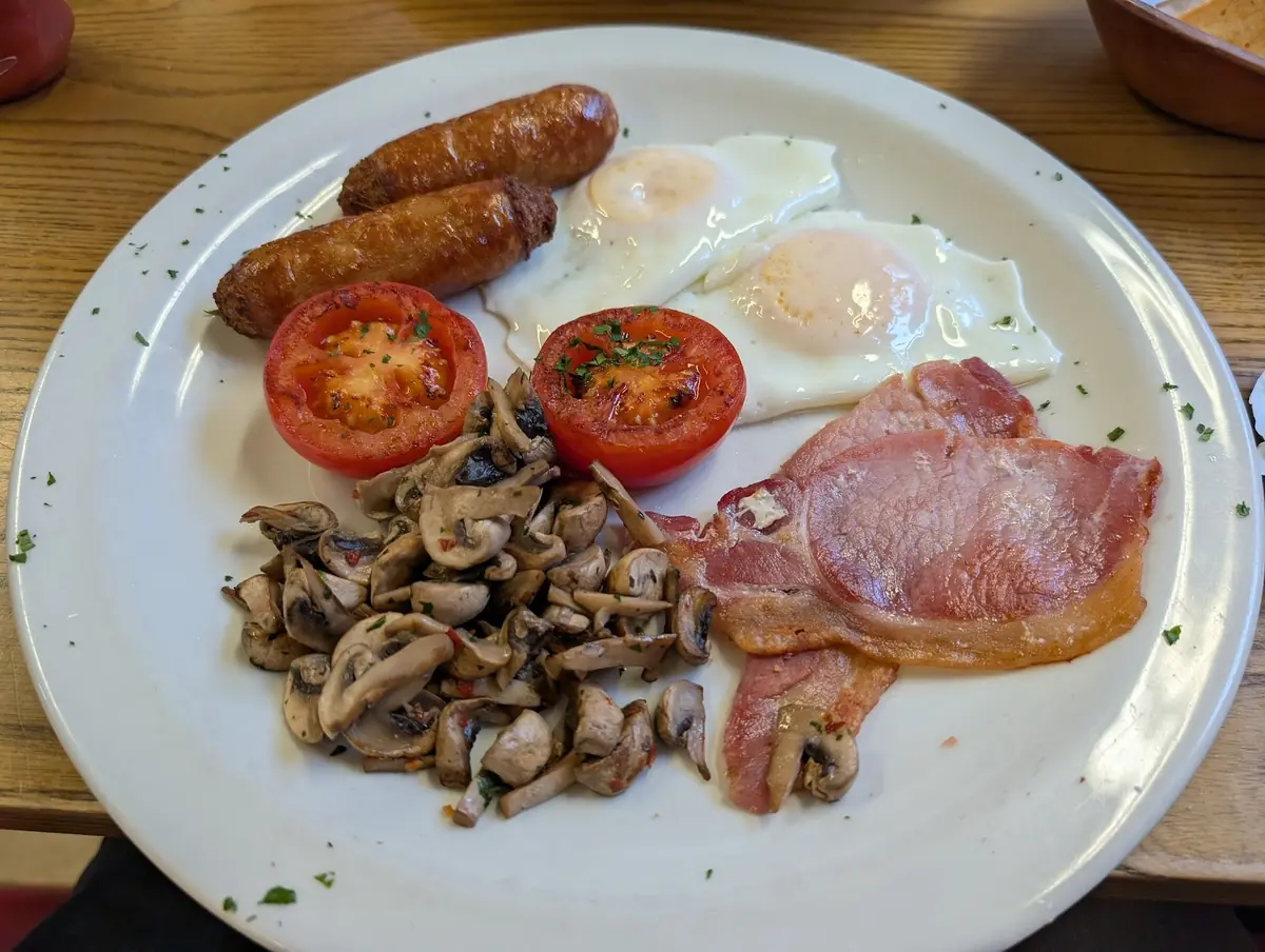 Tick Tock Café photo (photo 1 of 3)