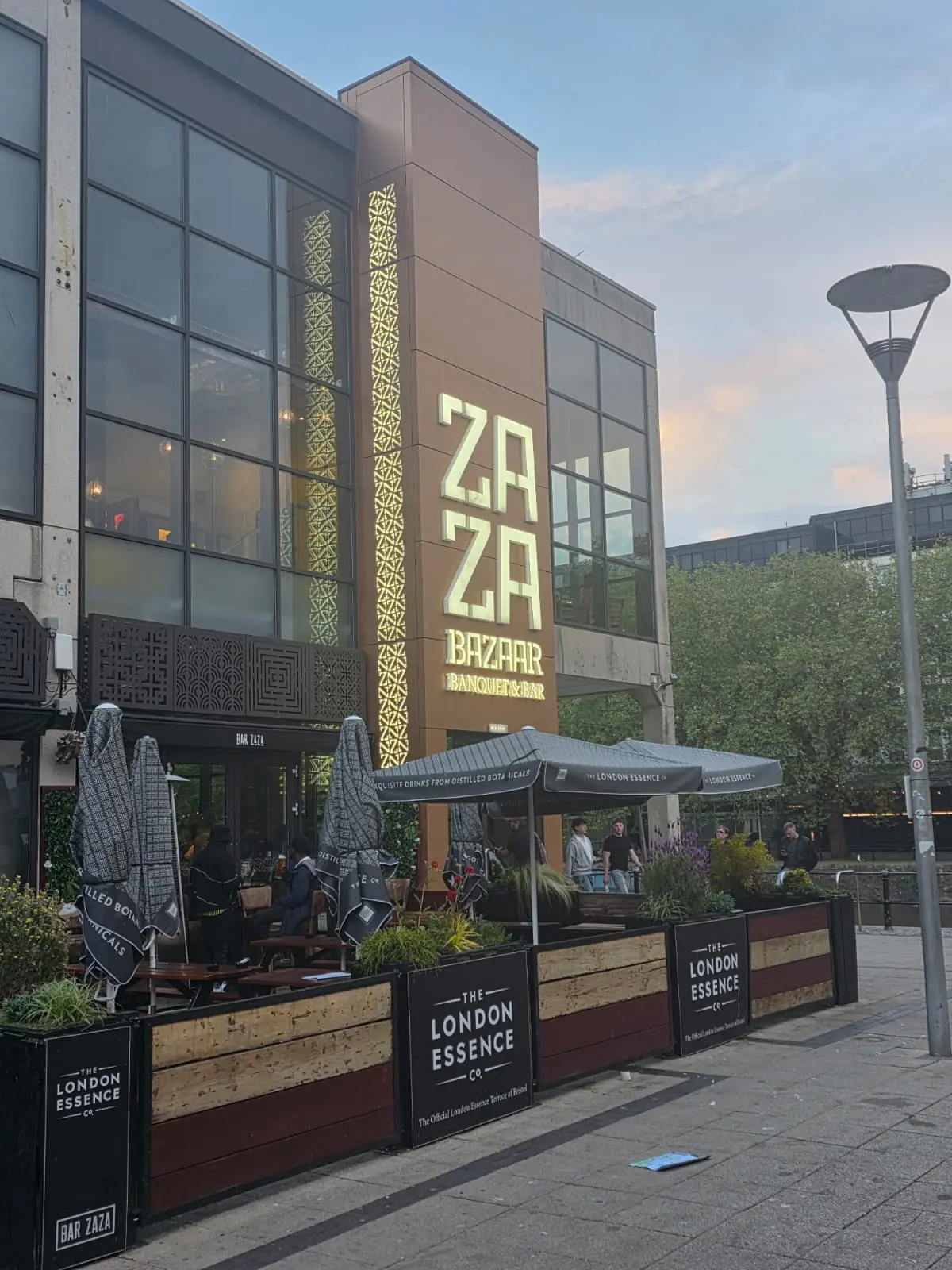 Za Za Bazaar photo (photo 1 of 3)