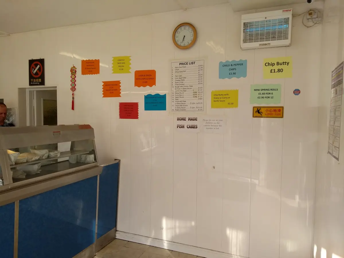 Simons Takeaway photo (photo 1 of 3)