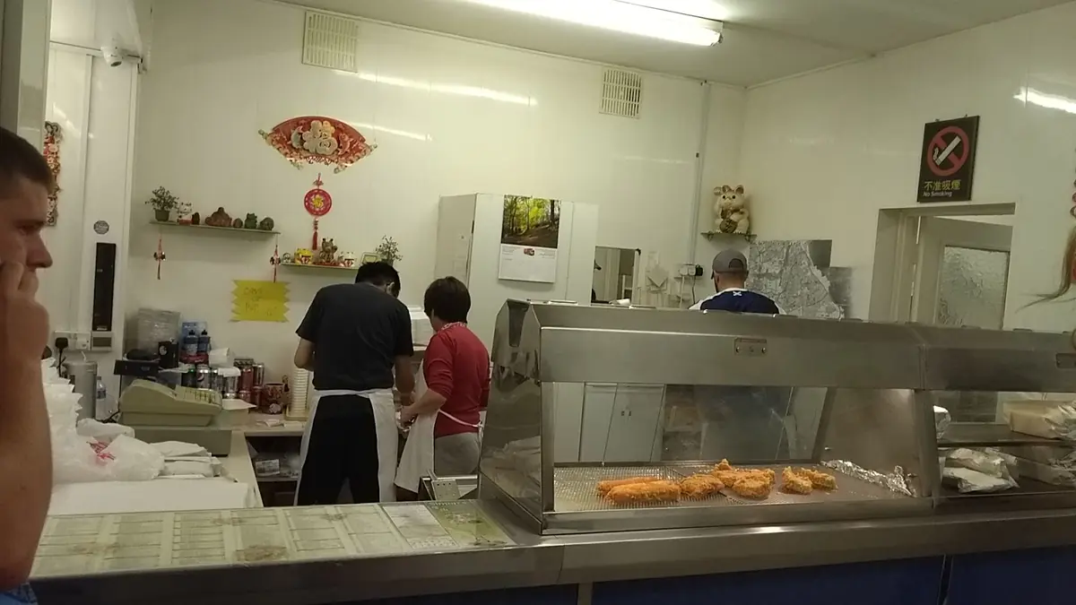 Simons Takeaway photo (photo 2 of 3)