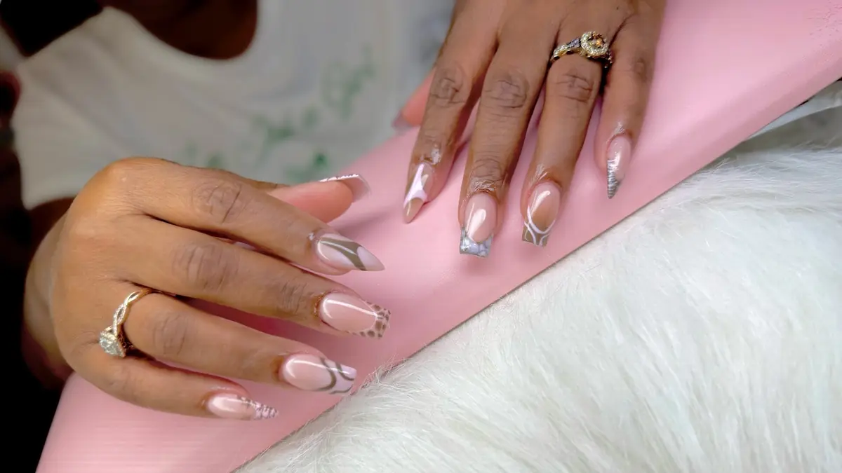 BEAUTE NAIL & SPA — Nail Salons in Saraland