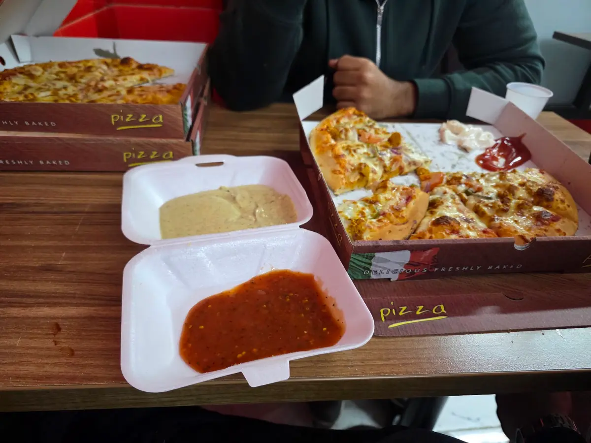Yazz's Pizza Diner photo (photo 3 of 3)