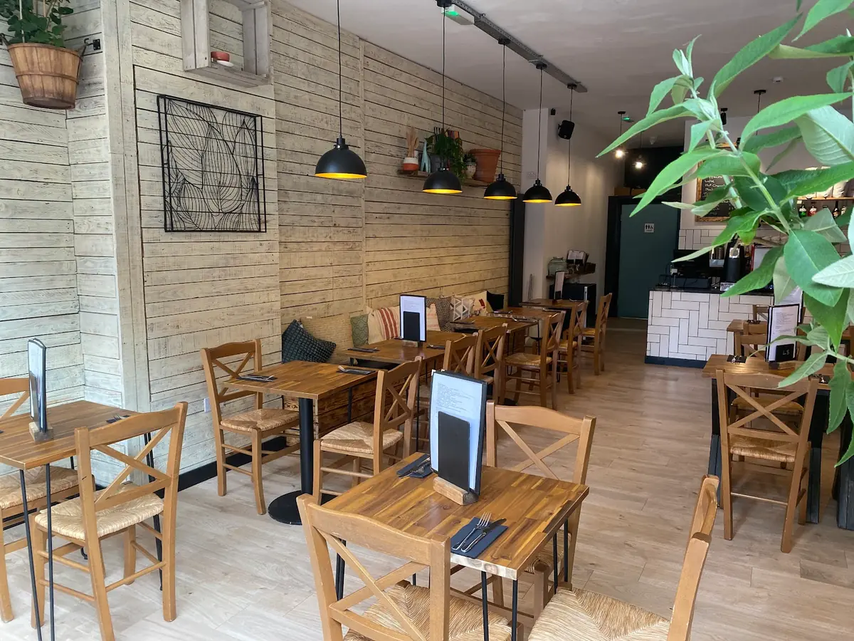 Sakan bistro