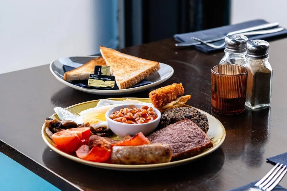 Base | Pizza - Pasta - Grill — Italian restaurants in Leven