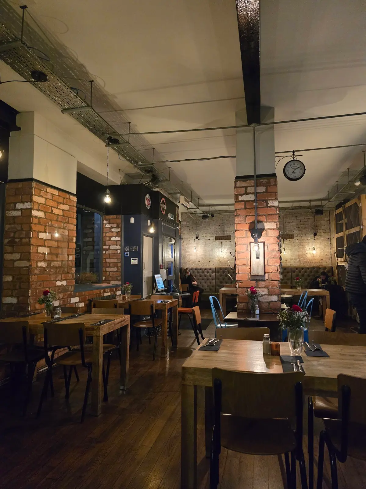 Base | Pizza - Pasta - Grill photo (photo 3 of 3)