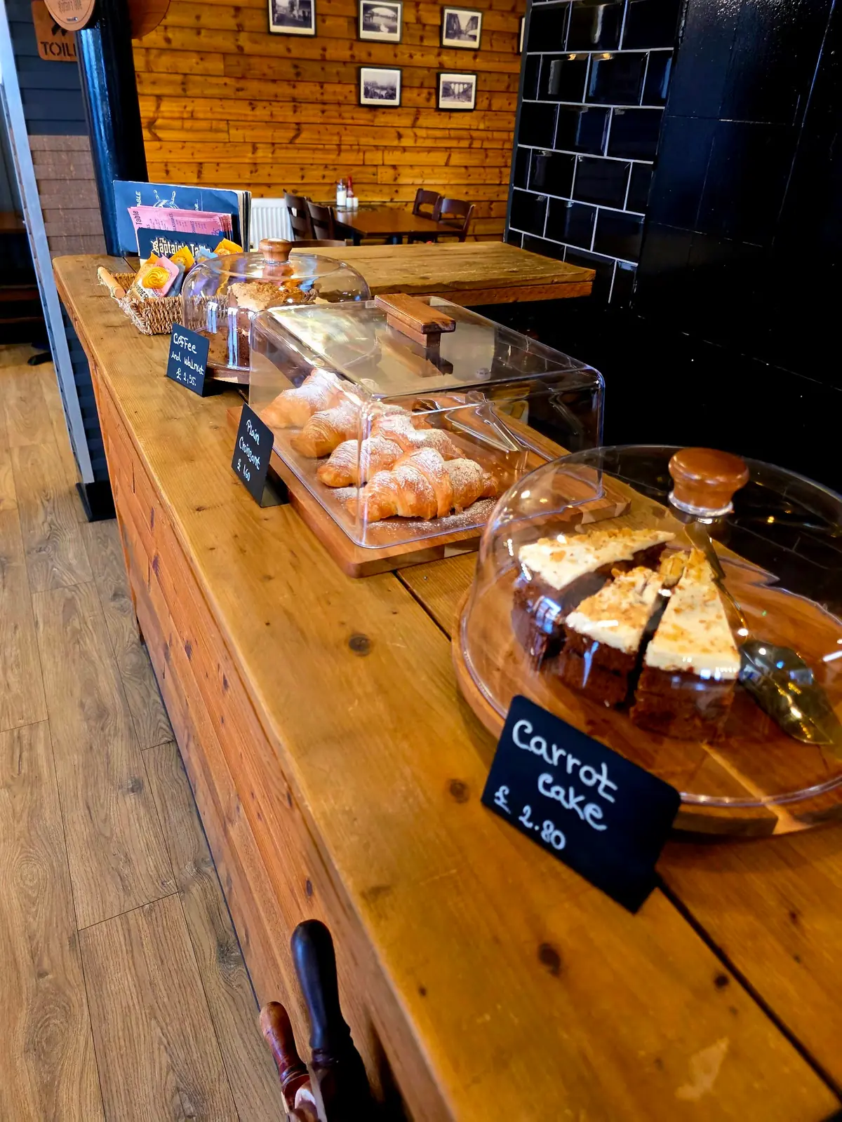 The Captain's Table Cafe photo (photo 1 of 3)