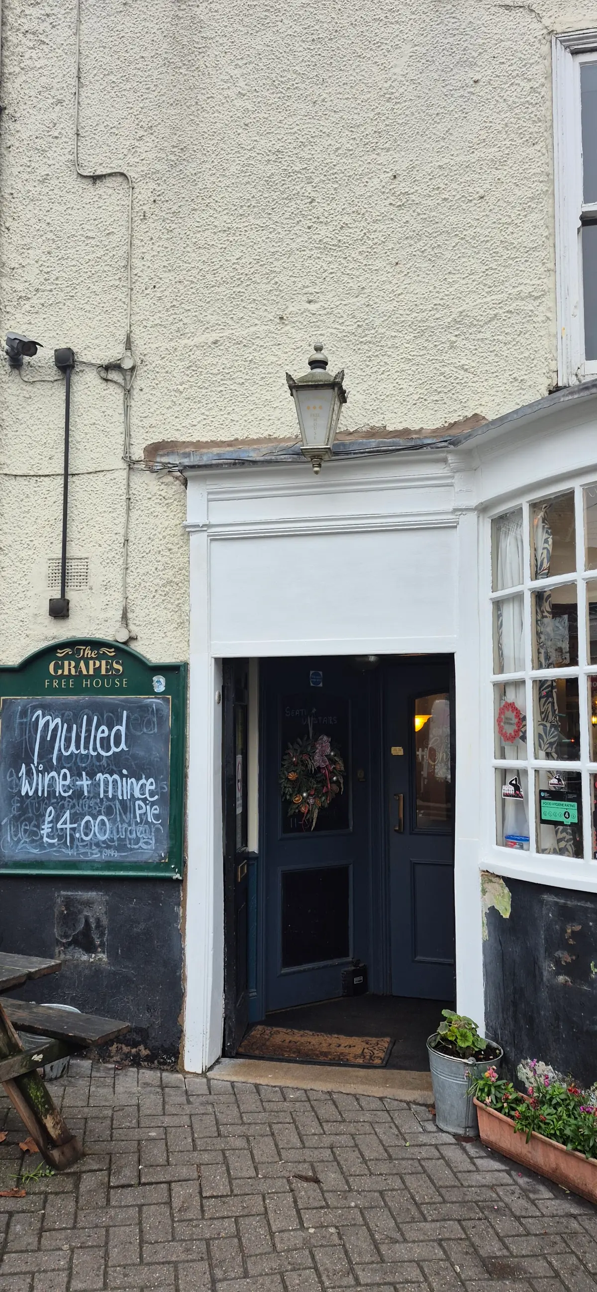The Grapes public house photo (photo 1 of 3)