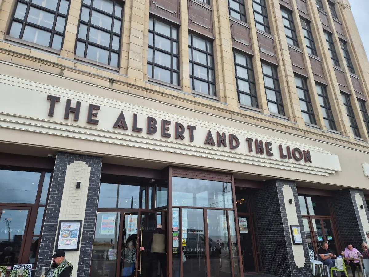 The Albert & The Lion photo (photo 2 of 3)
