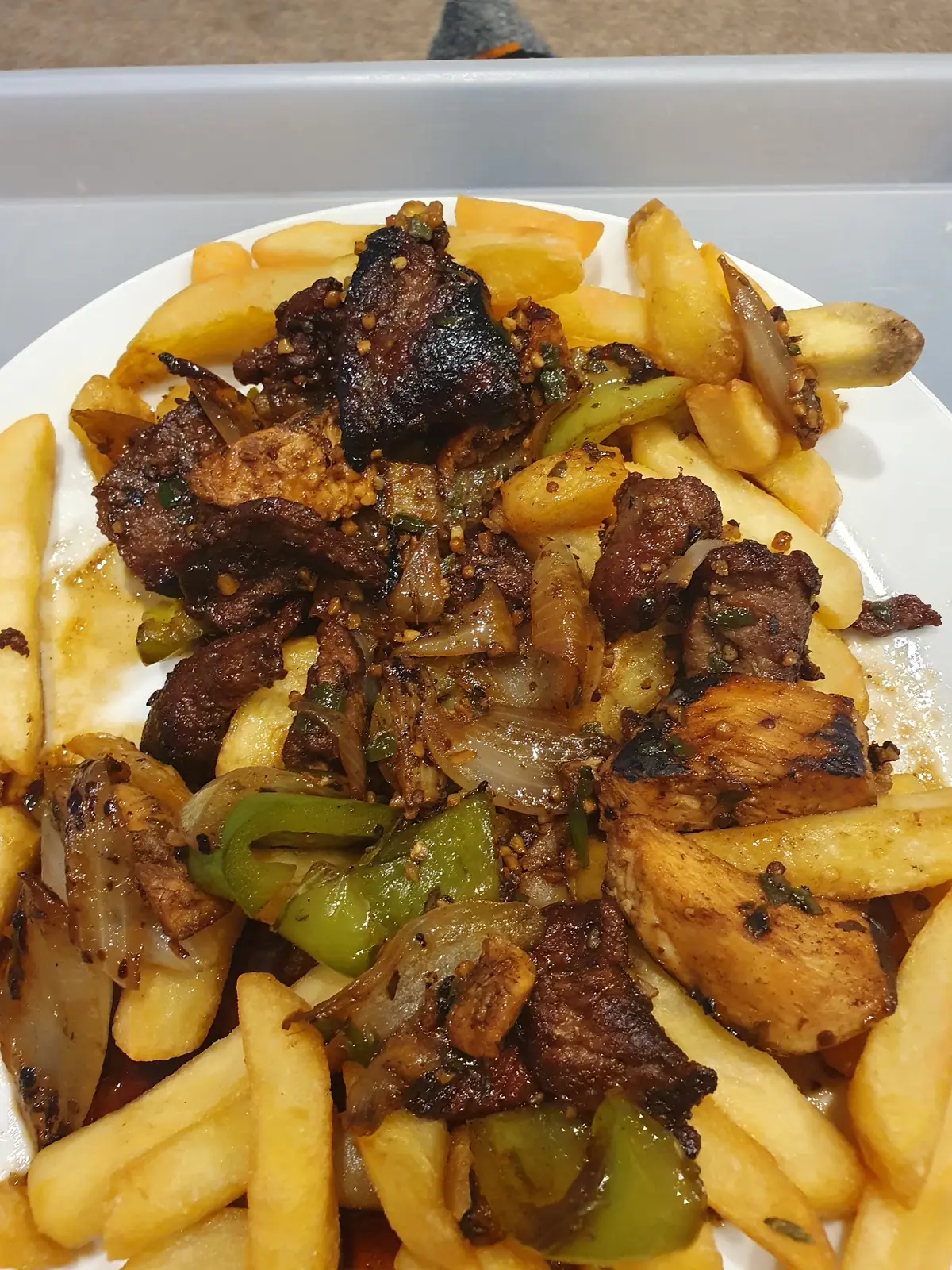 Tongs Chinese Takeaway photo (photo 3 of 3)