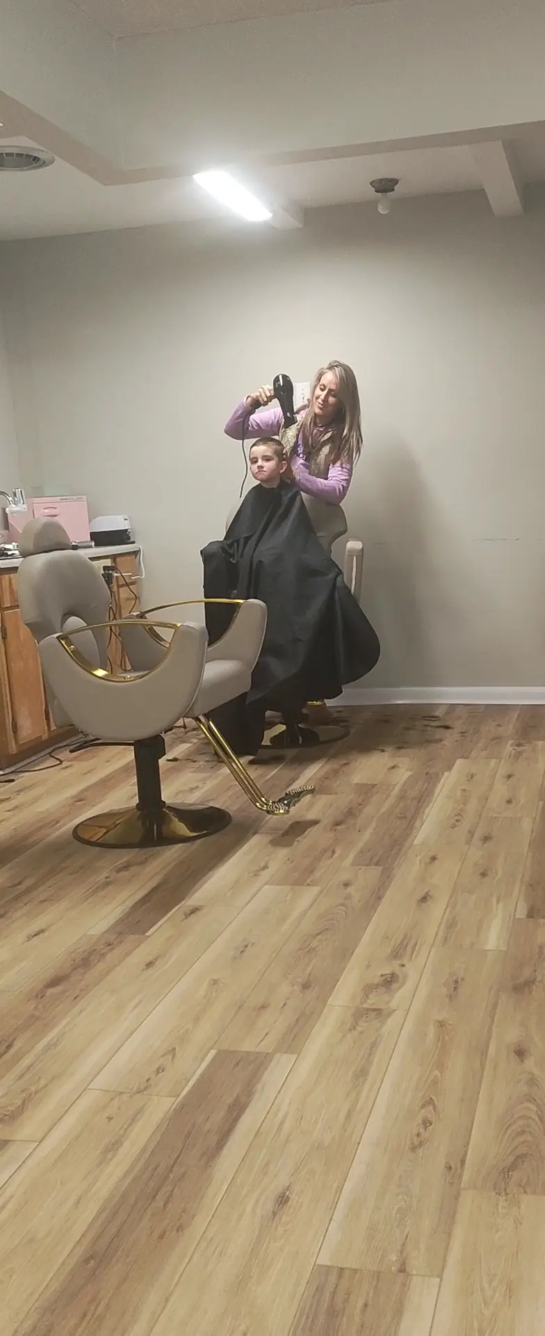 Kim's Barber Shop photo (photo 2 of 3)