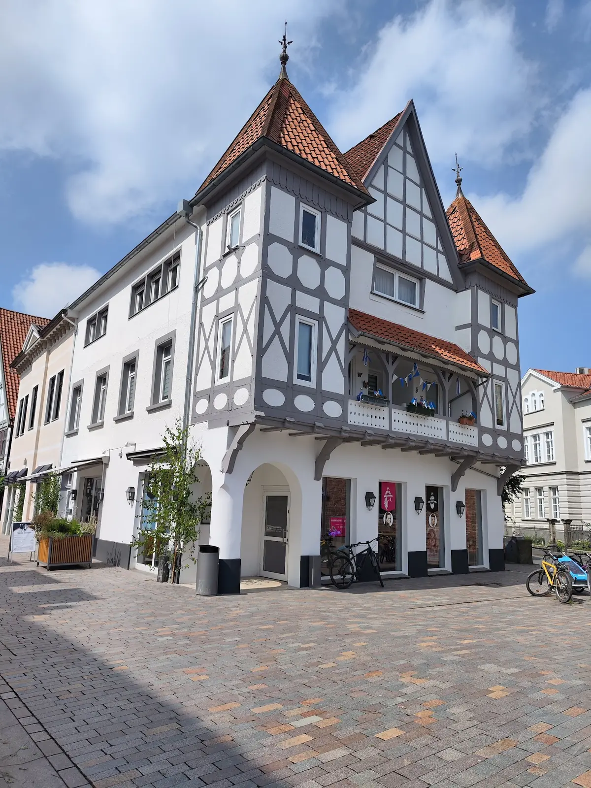 Haarkino Lemgo — Hair Salons in Lemgo