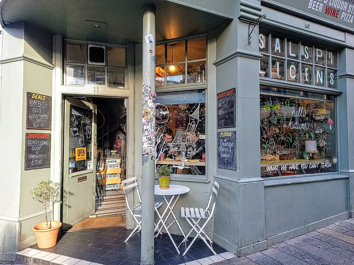 Sal's Famous — Pizza restaurants in Falkirk