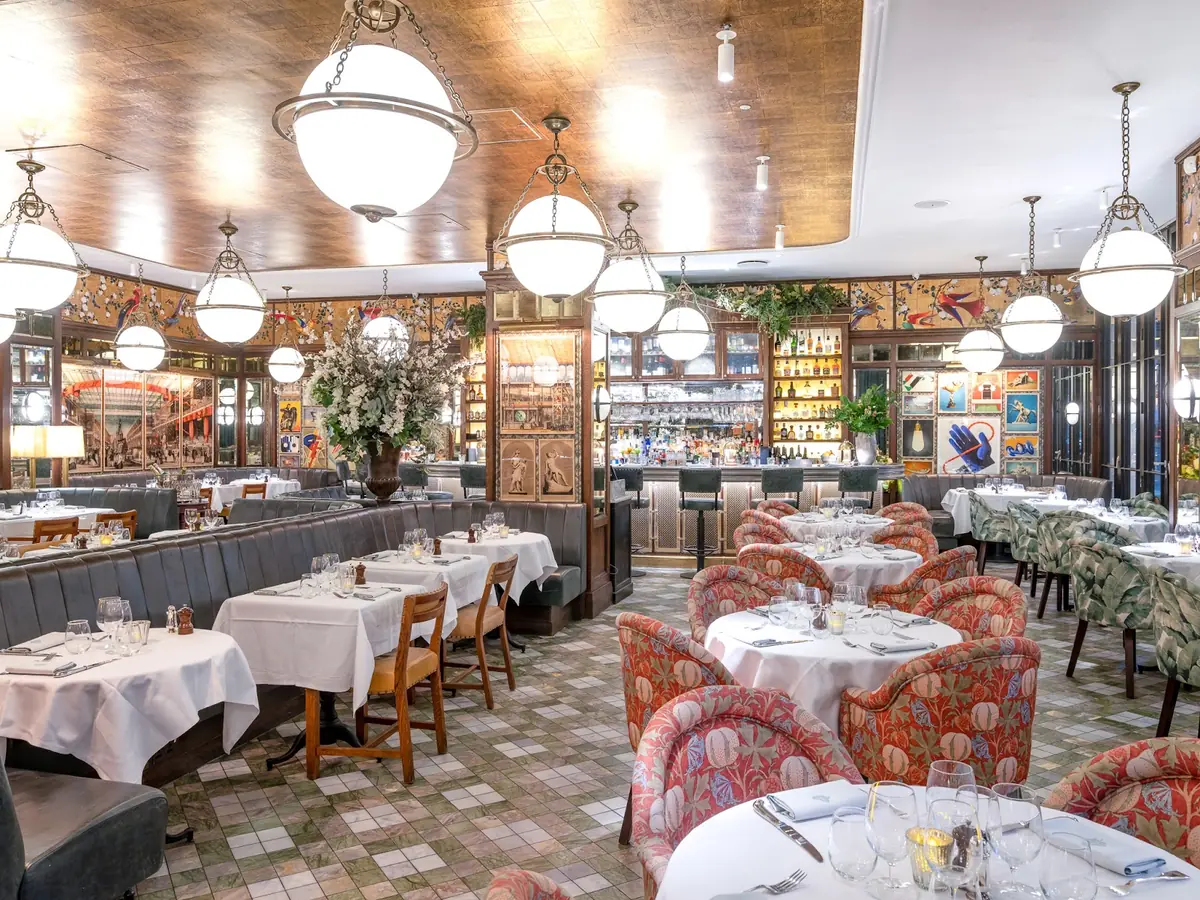 The Ivy Kensington Brasserie — Restaurants in London