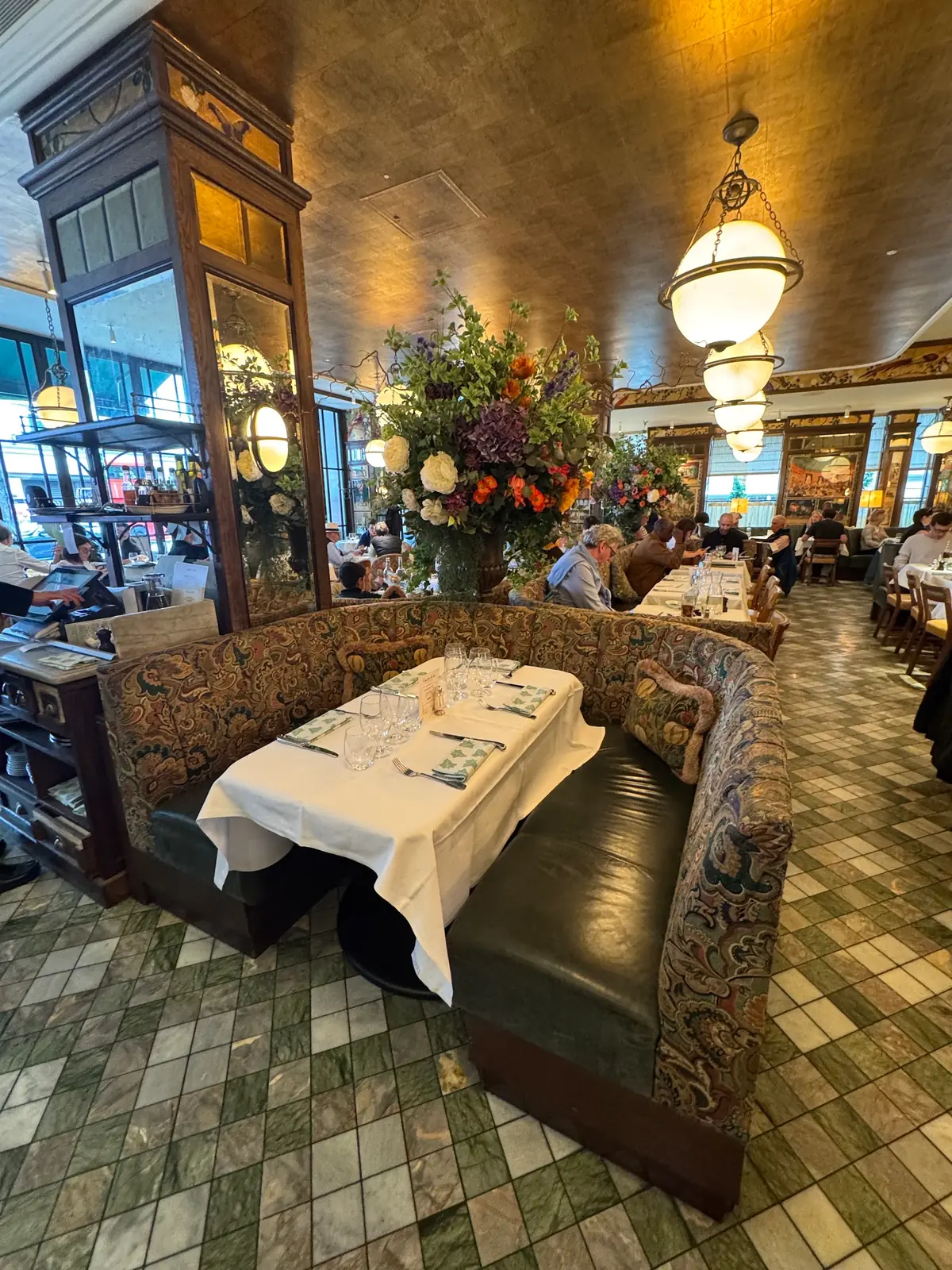 The Ivy Kensington Brasserie photo (photo 2 of 3)