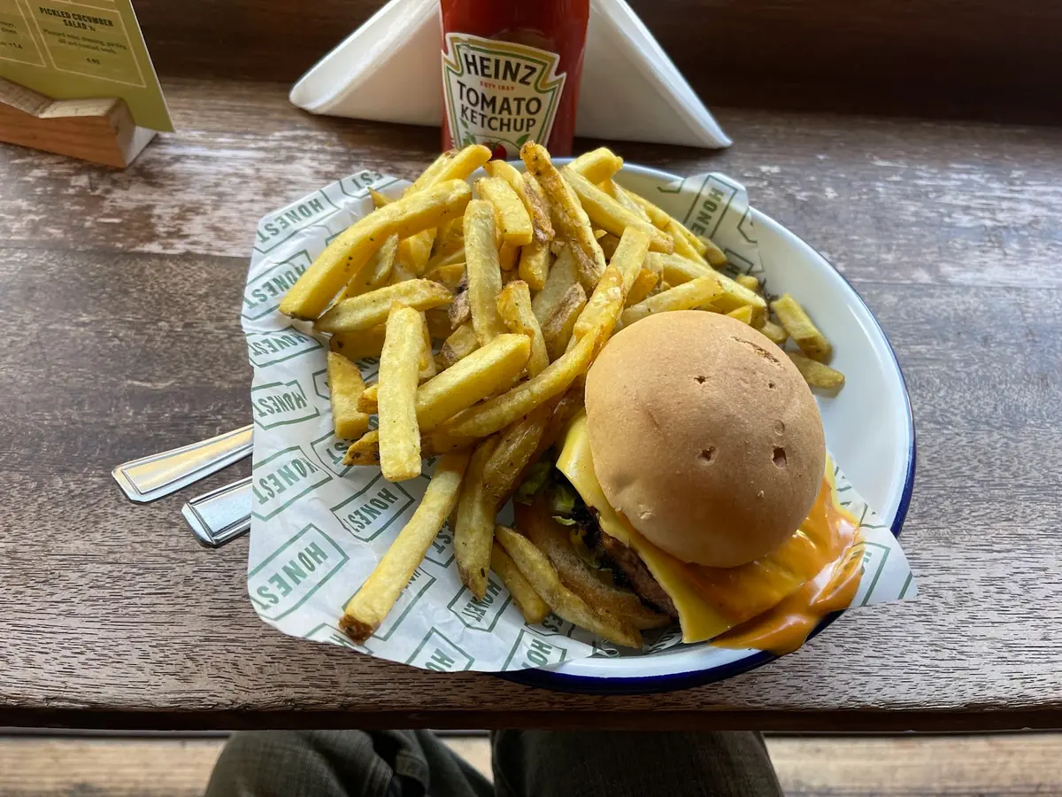 Honest Burgers Dalston photo (photo 3 of 3)