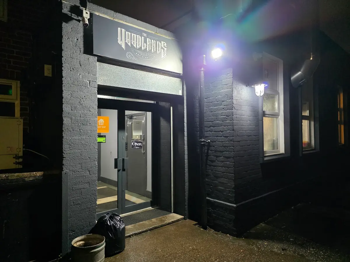 The Woodlands Bar & Grill