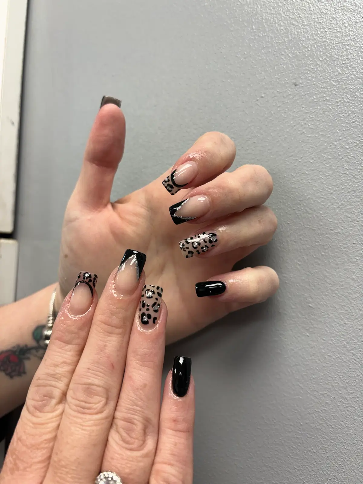 Hannah nails photo (photo 2 of 3)