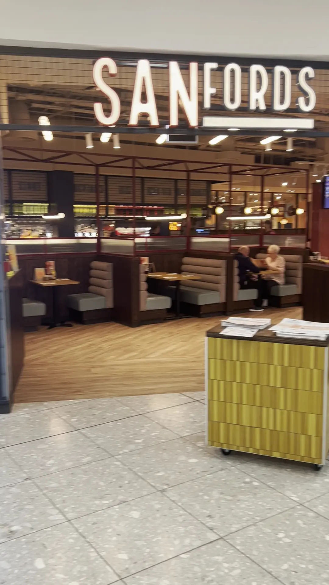 Sanfords American Diner - Glasgow Airport photo (photo 1 of 3)