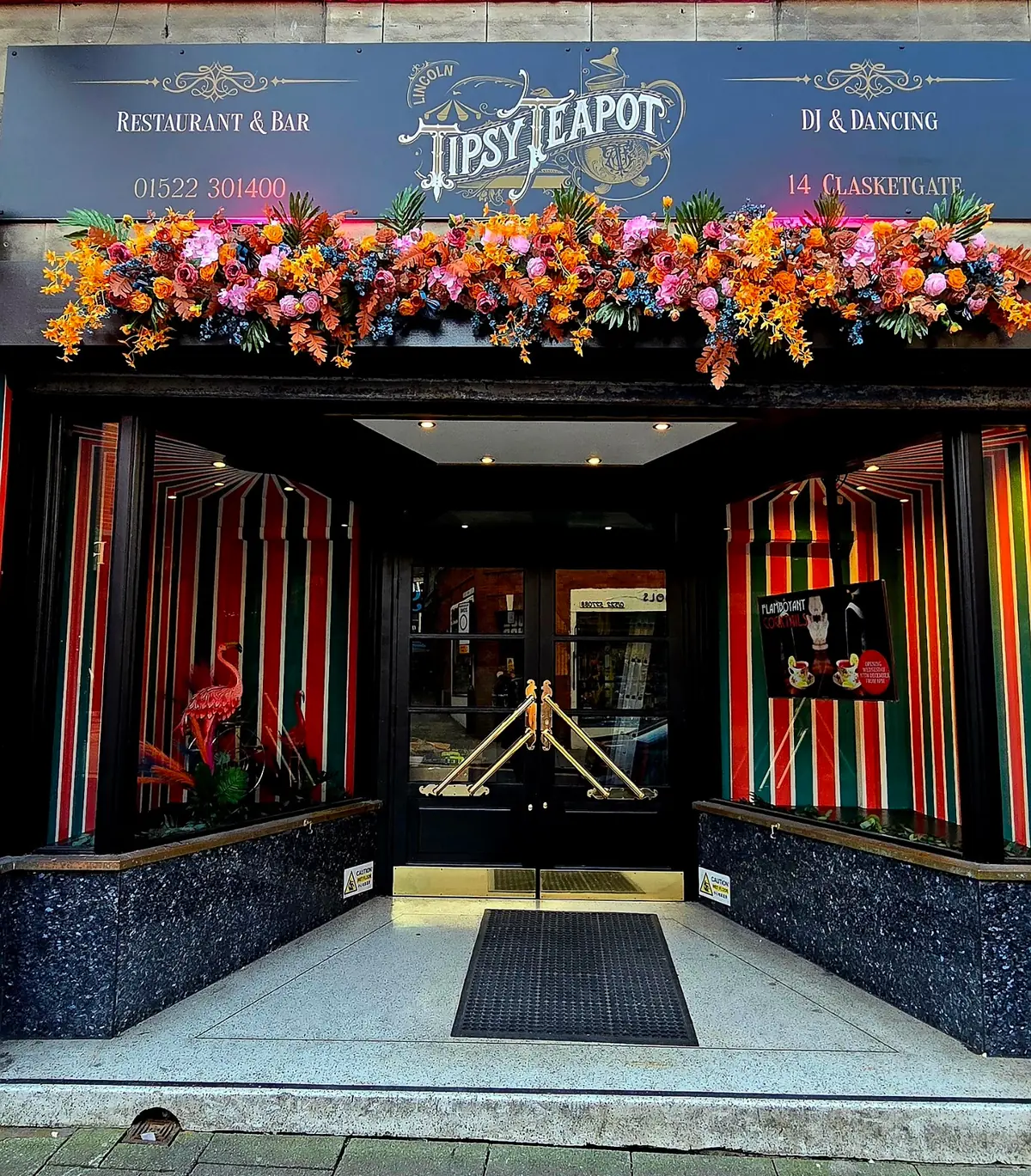 Tipsy Teapot - Restaurant - Bar - Lincoln