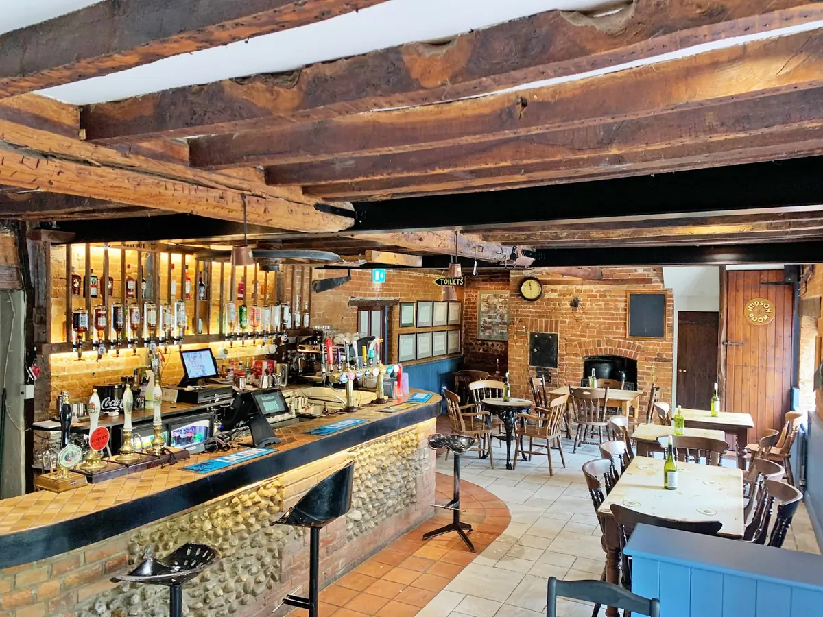 Darbys Pub — Bars in Dereham