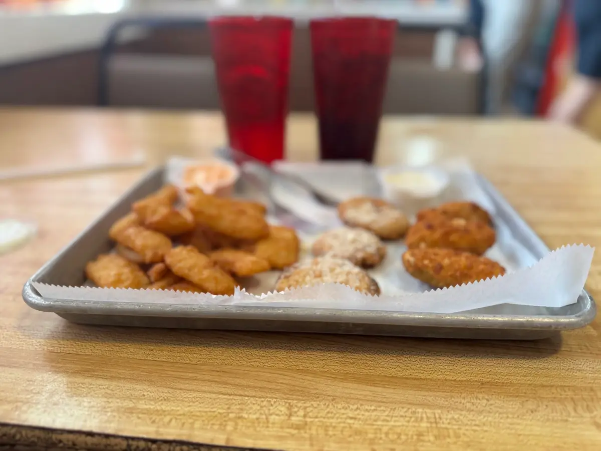 Southside Wings photo (photo 2 of 3)